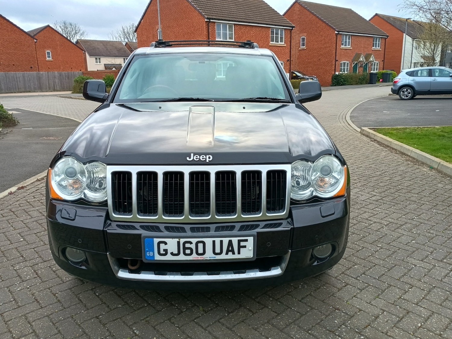 Used Jeep Grand Cherokee 2010 for sale - 77813347: Photo 2