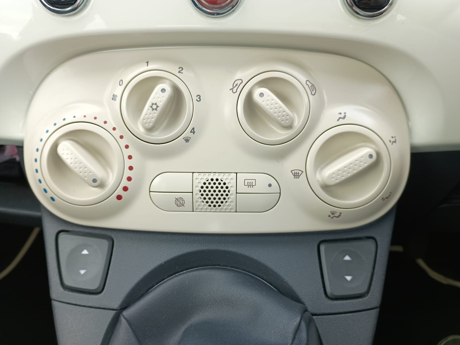 Used Fiat 500 2011 for sale - 77492558: Photo 23