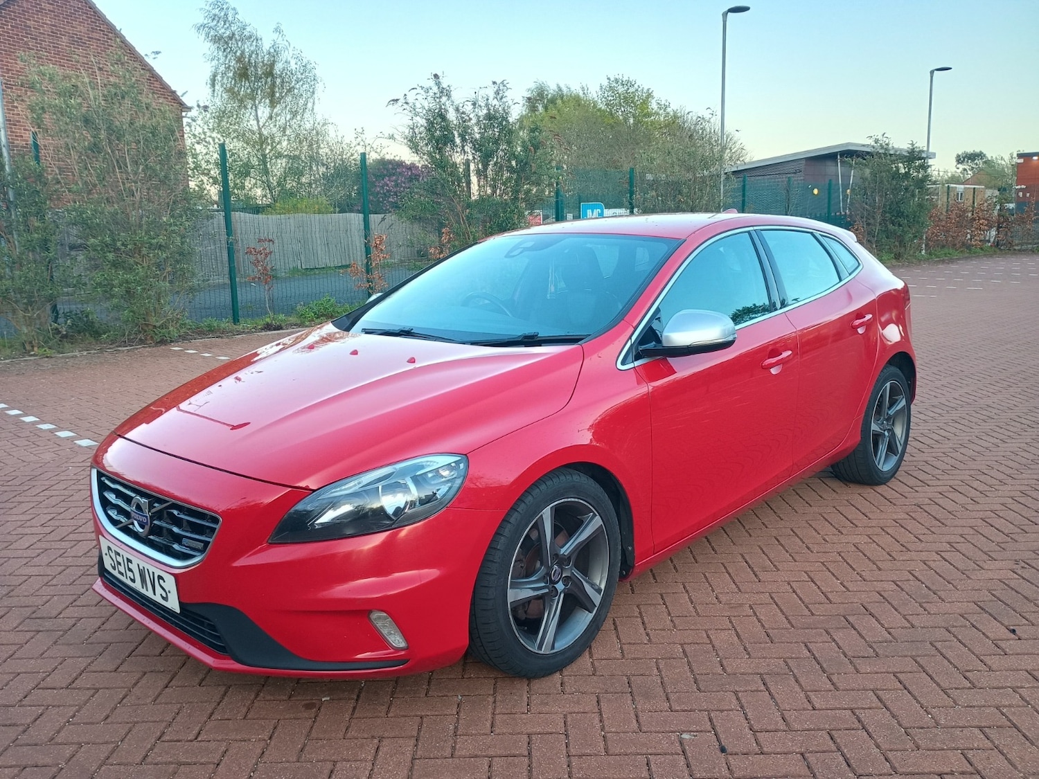 Used Volvo V40 2015 for sale - 78085665: Photo 10