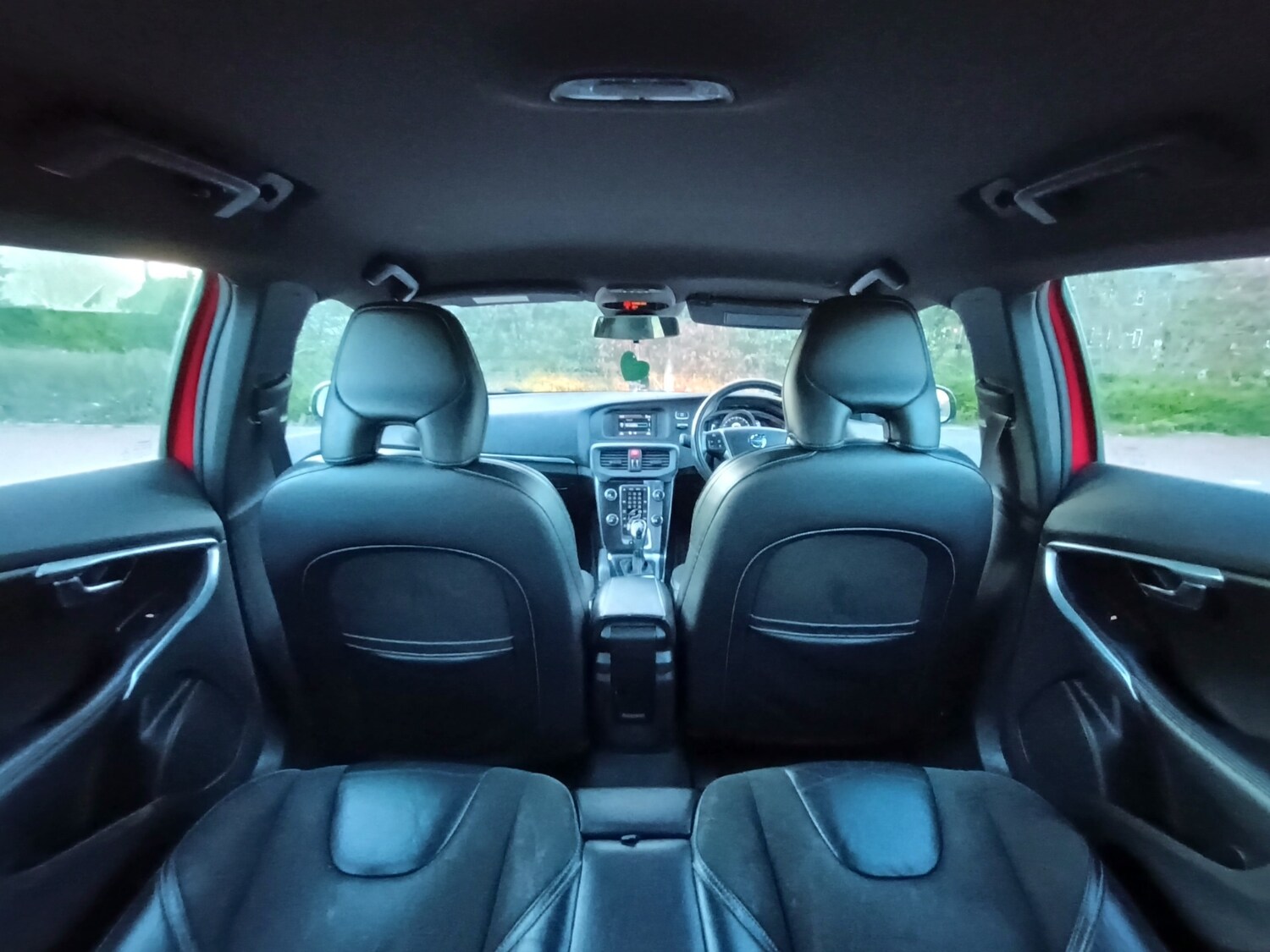 Used Volvo V40 2015 for sale - 78085665: Photo 36