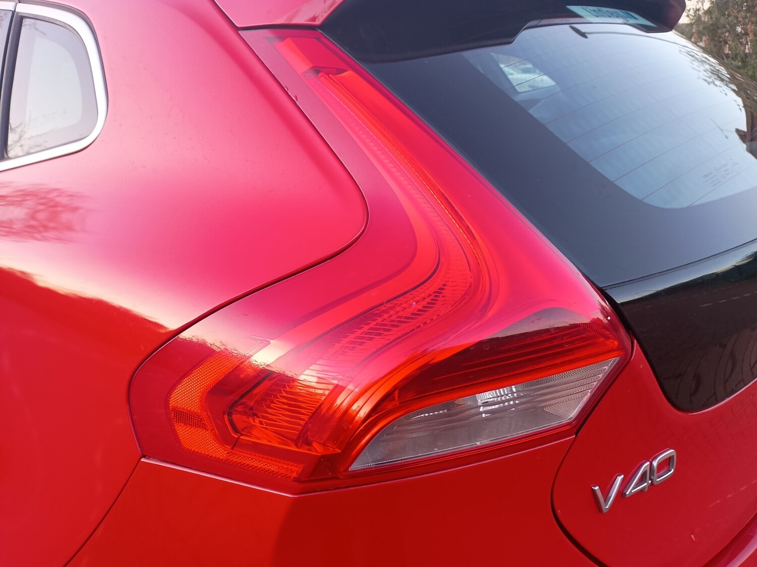 Used Volvo V40 2015 for sale - 78085665: Photo 42