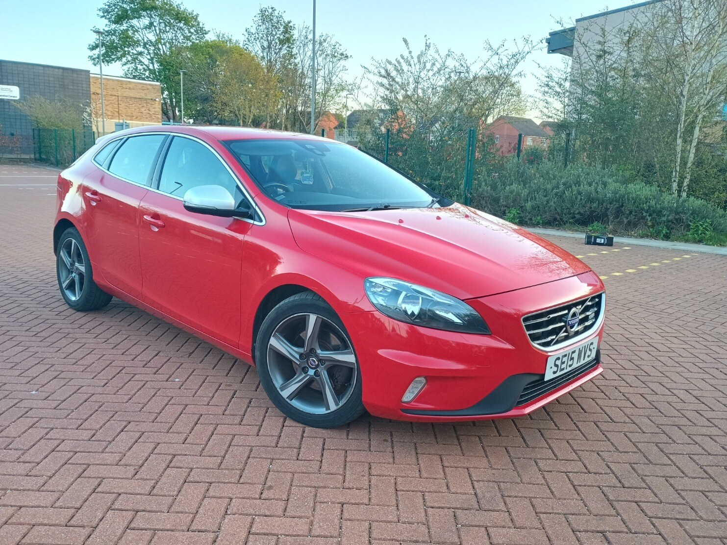 Used Volvo V40 2015 for sale - 78085665: Photo 45