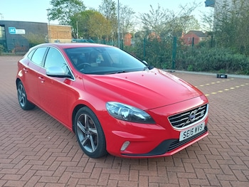 Used Volvo V40 2015 for sale - 78085665: Photo