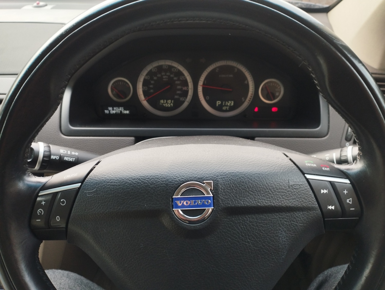 Used Volvo XC90 2012 for sale - 76911379: Photo 16