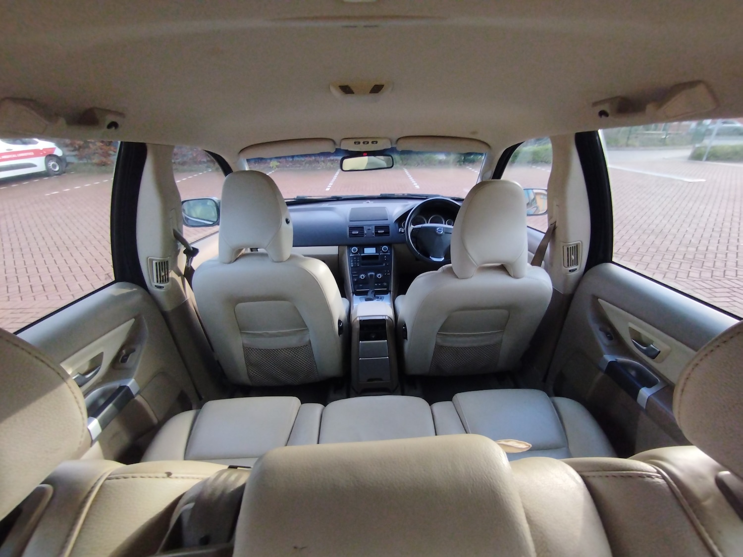 Used Volvo XC90 2012 for sale - 76911379: Photo 28