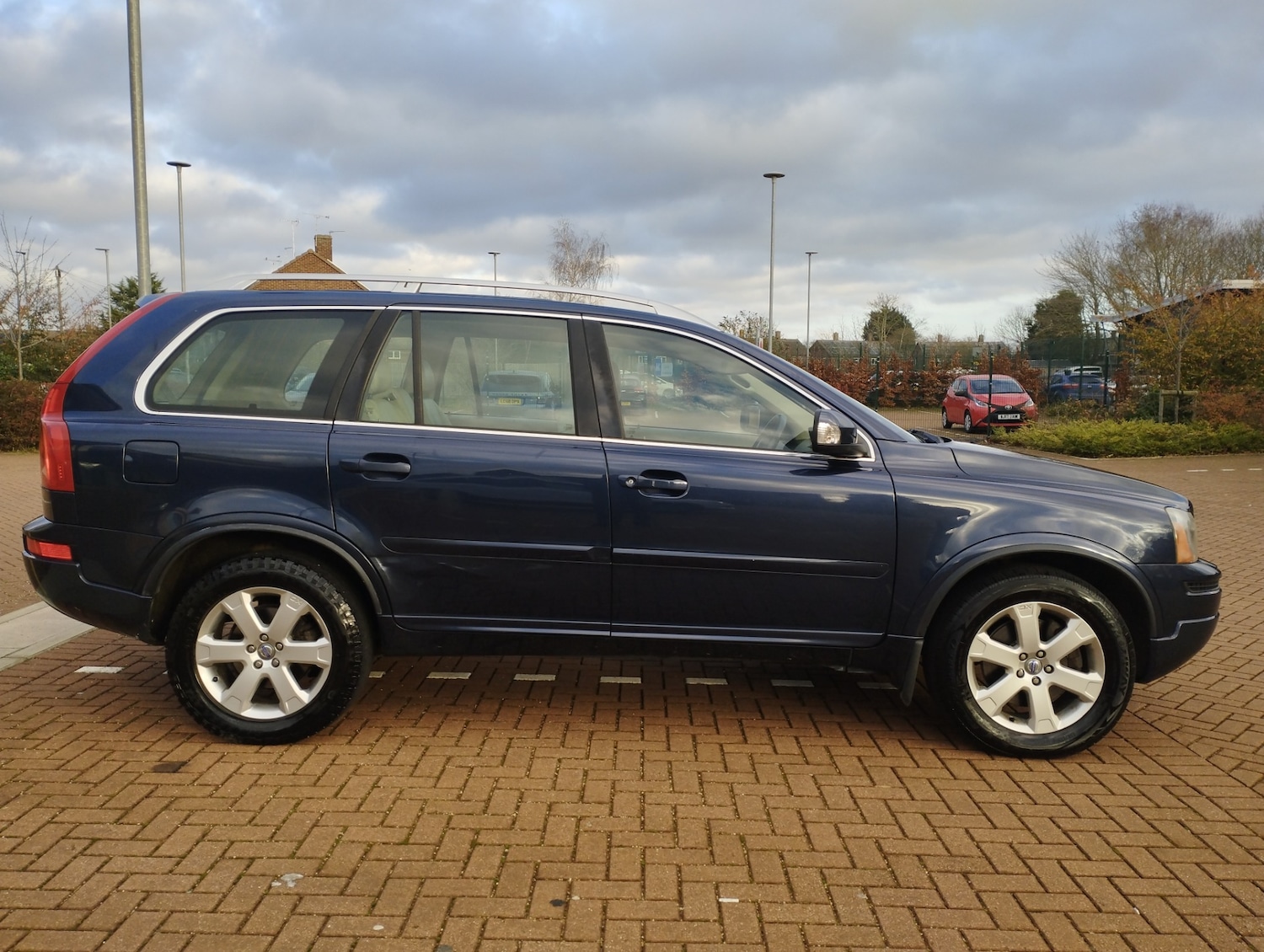 Used Volvo XC90 2012 for sale - 76911379: Photo 5