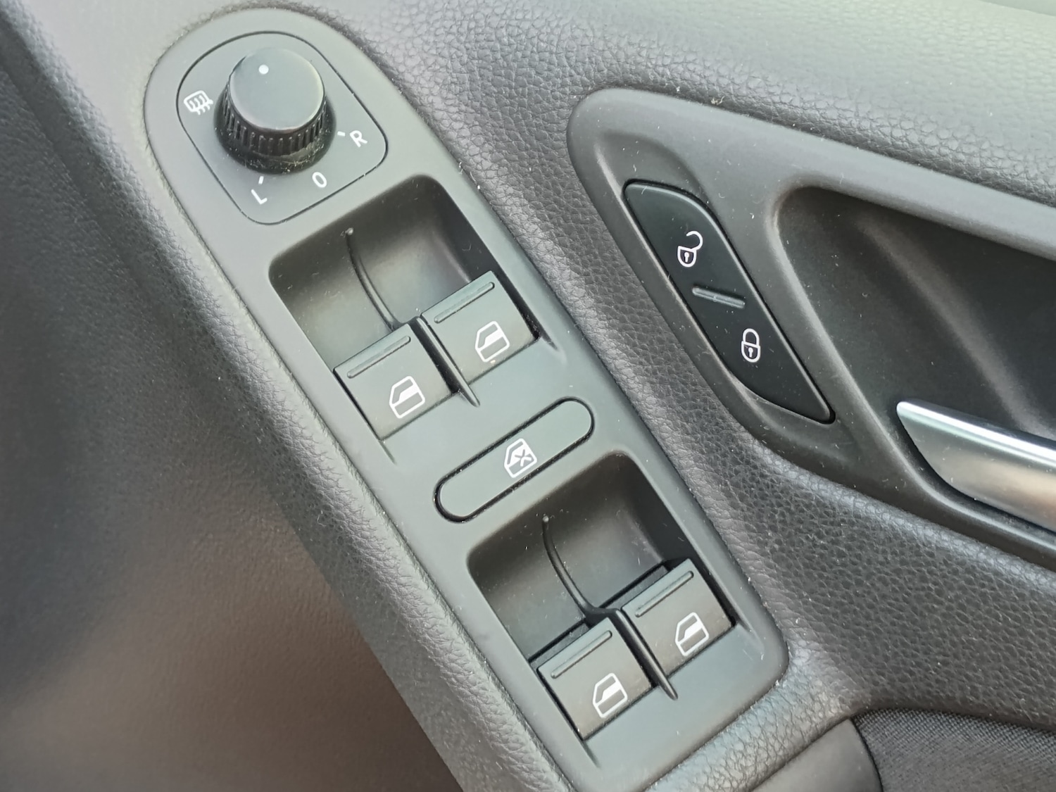 Used Volkswagen Golf 2011 for sale - 76974770: Photo 12