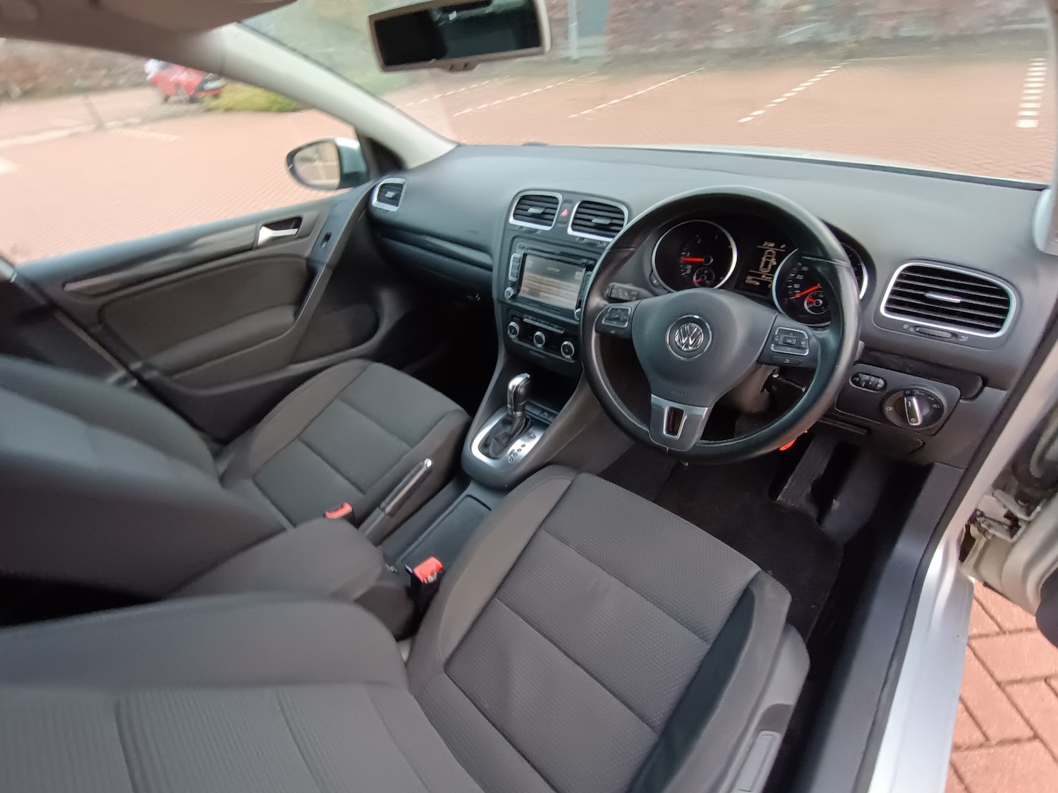 Used Volkswagen Golf 2011 for sale - 76974770: Photo 13