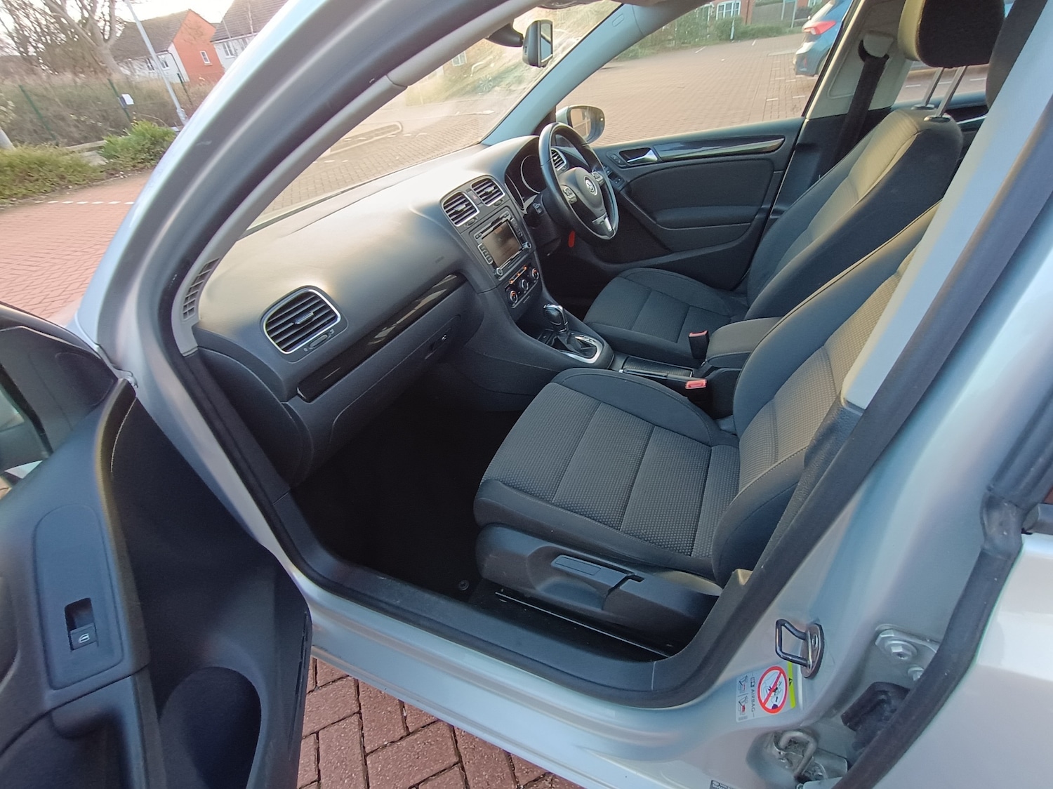 Used Volkswagen Golf 2011 for sale - 76974770: Photo 27