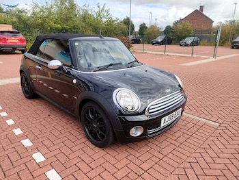 Used MINI Convertible 2009 for sale - 79560661: Photo