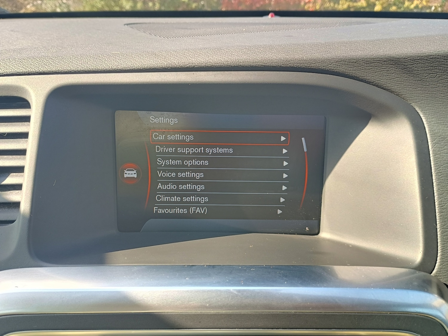 Used Volvo V60 2012 for sale - 78057262: Photo 29