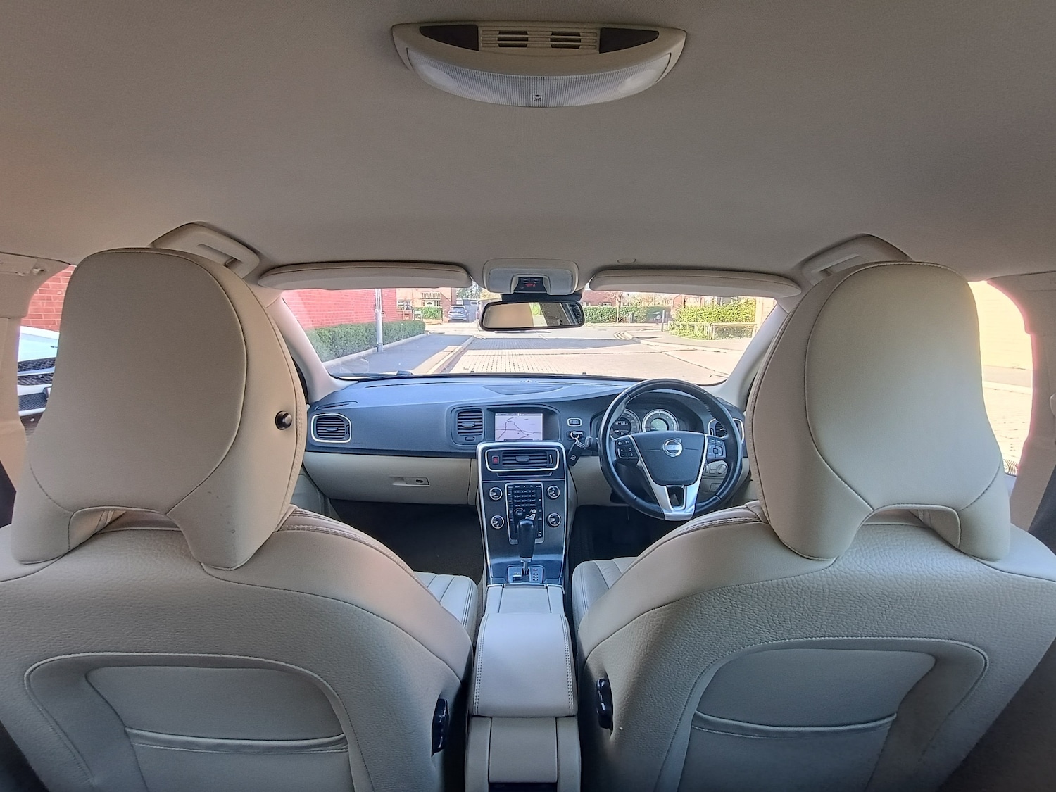 Used Volvo V60 2012 for sale - 78057262: Photo 34