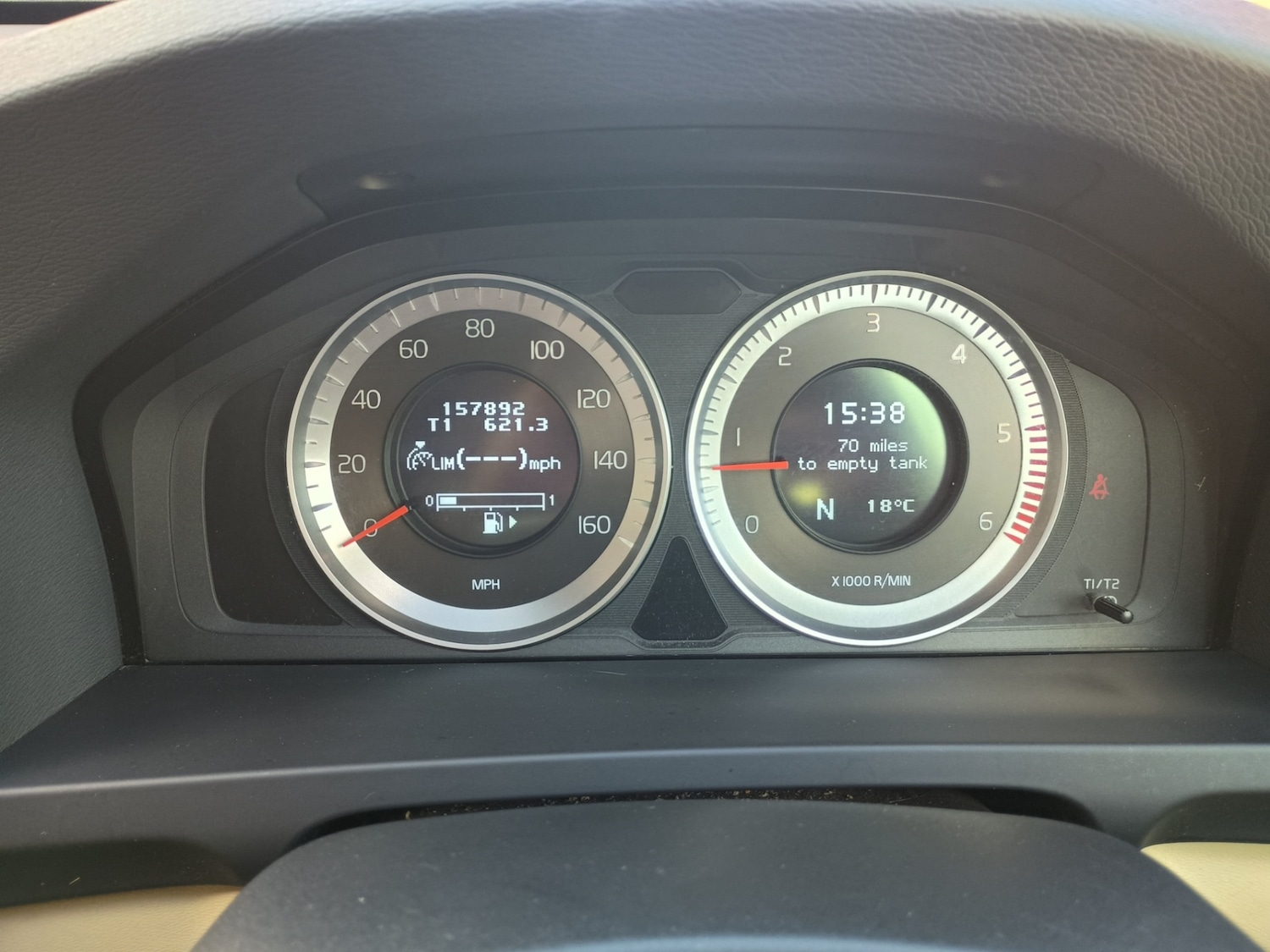 Used Volvo V60 2012 for sale - 78057262: Photo 42