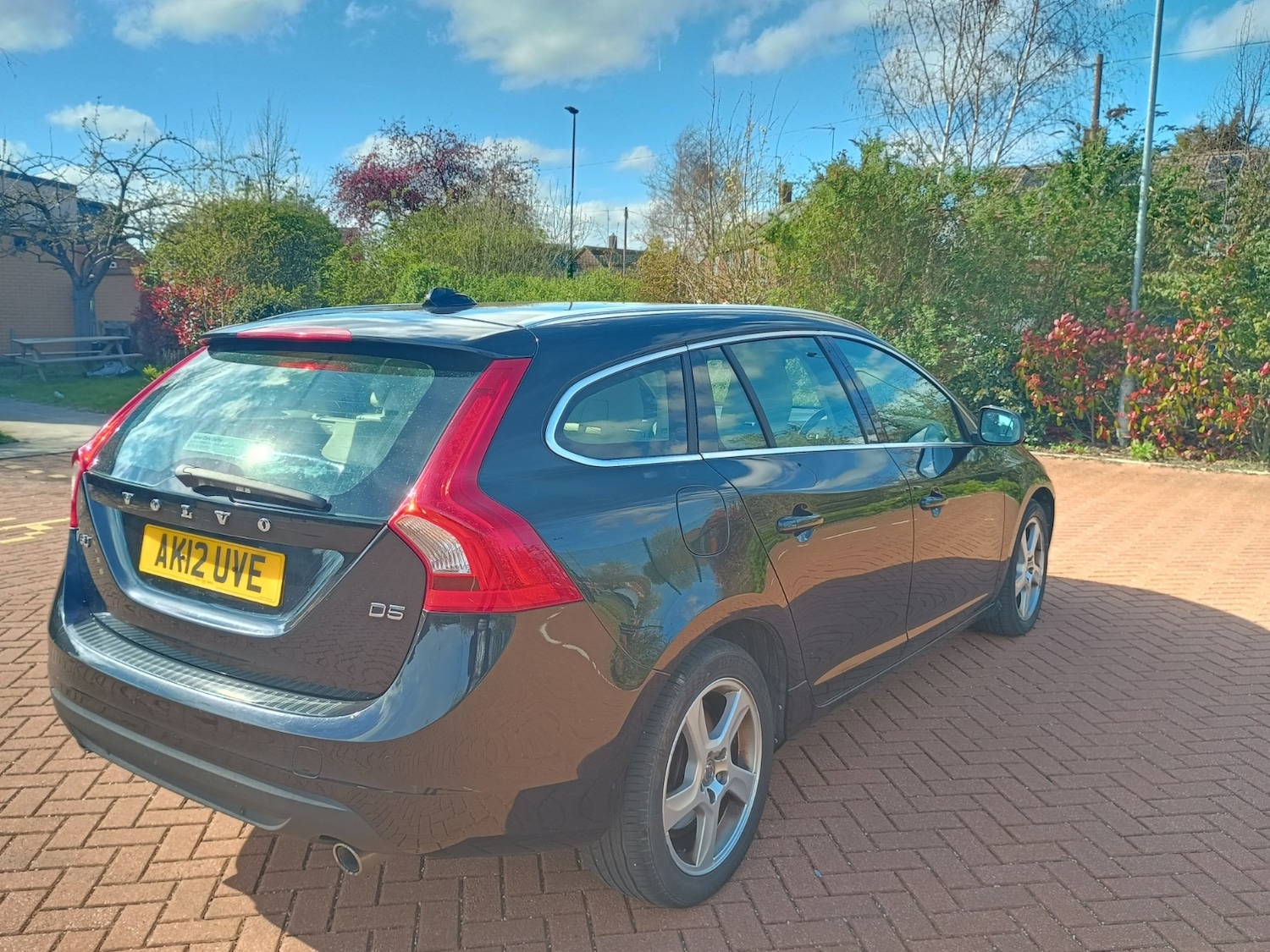 Used Volvo V60 2012 for sale - 78057262: Photo 5