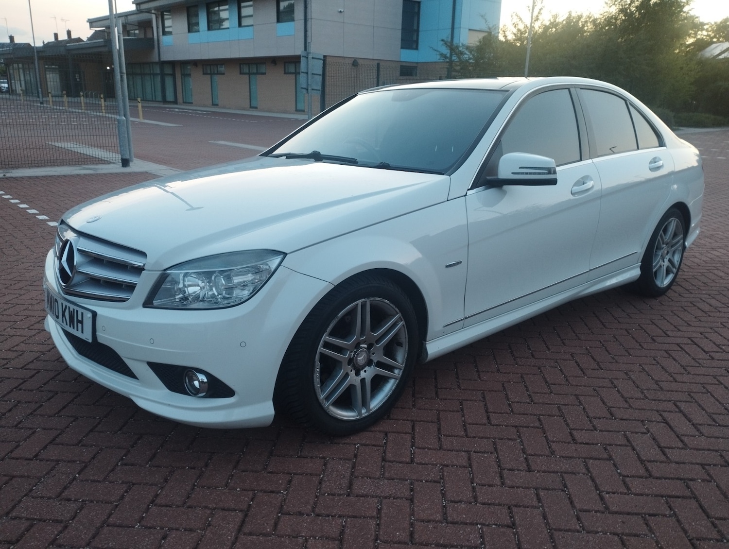 Used Mercedes-Benz C Class 2010 for sale - 77097342: Photo 13