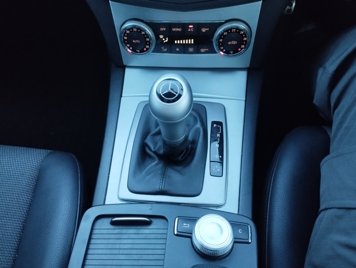 Used Mercedes-Benz C Class 2010 for sale - 77097342: Photo 22