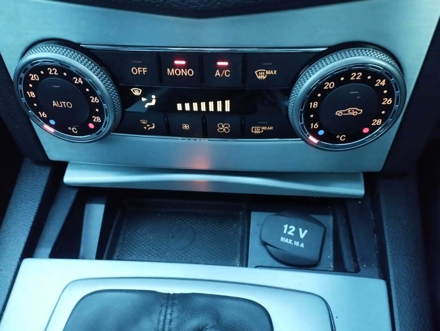 Used Mercedes-Benz C Class 2010 for sale - 77097342: Photo 25