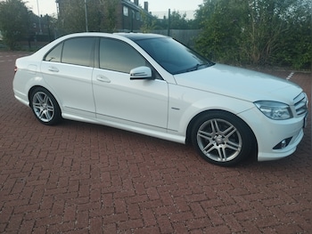 Used Mercedes-Benz C Class 2010 for sale - 77097342: Photo