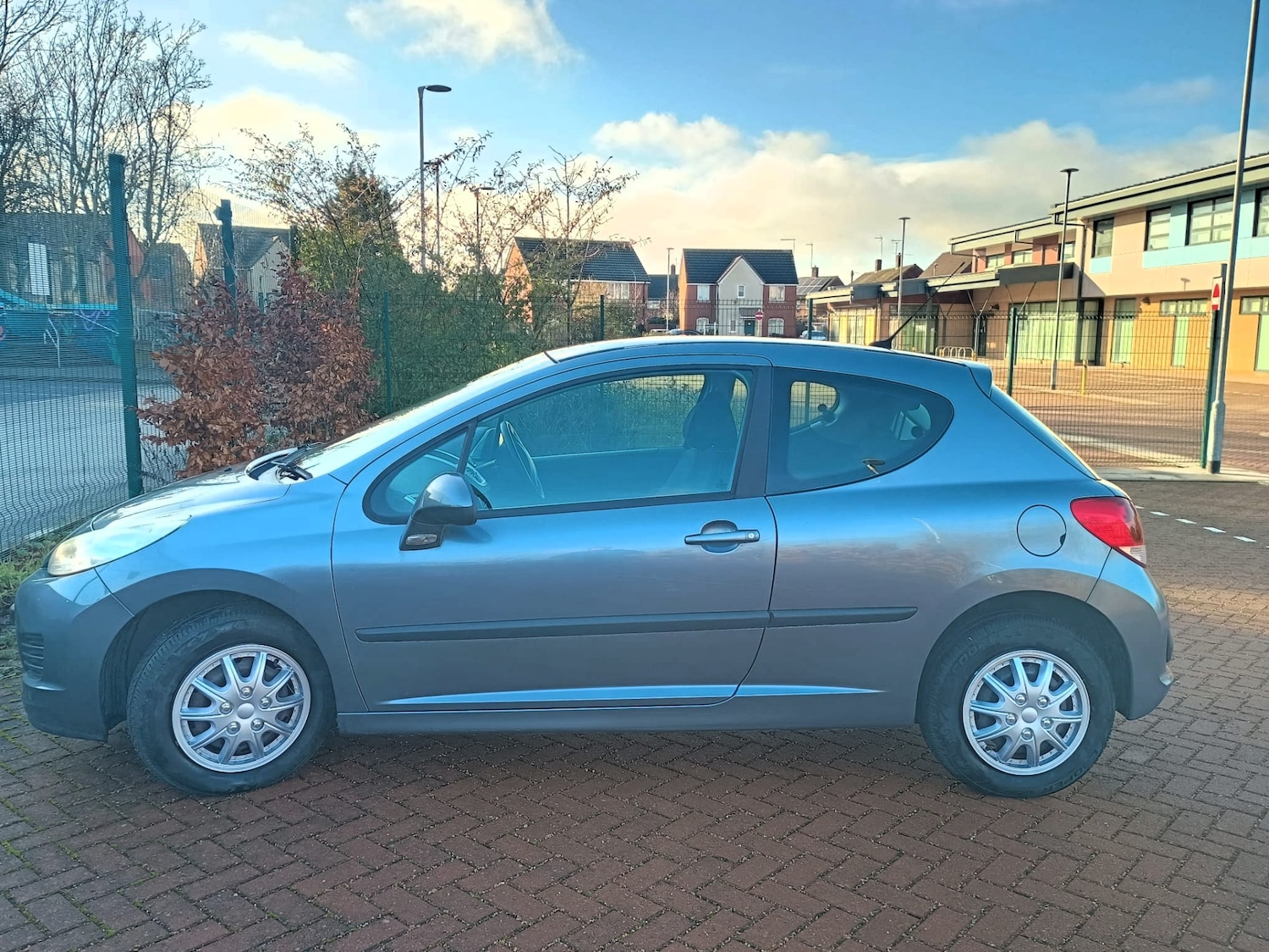 Used Peugeot 207 2009 for sale - 77093983: Photo 8