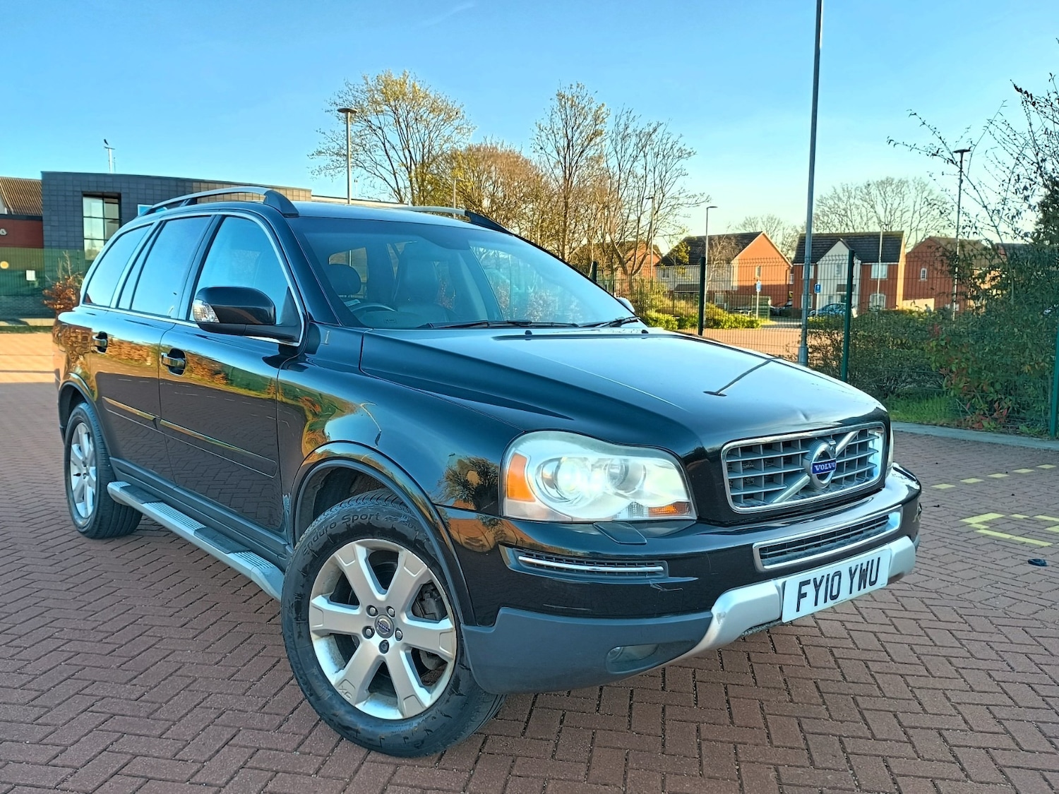 Used Volvo XC90 2010 for sale - 77977359: Photo 1