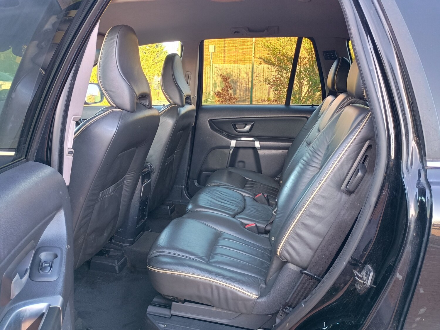 Used Volvo XC90 2010 for sale - 77977359: Photo 16