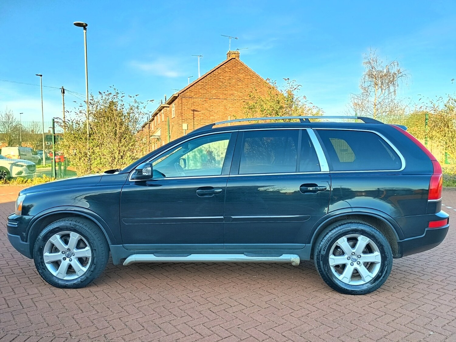 Used Volvo XC90 2010 for sale - 77977359: Photo 8