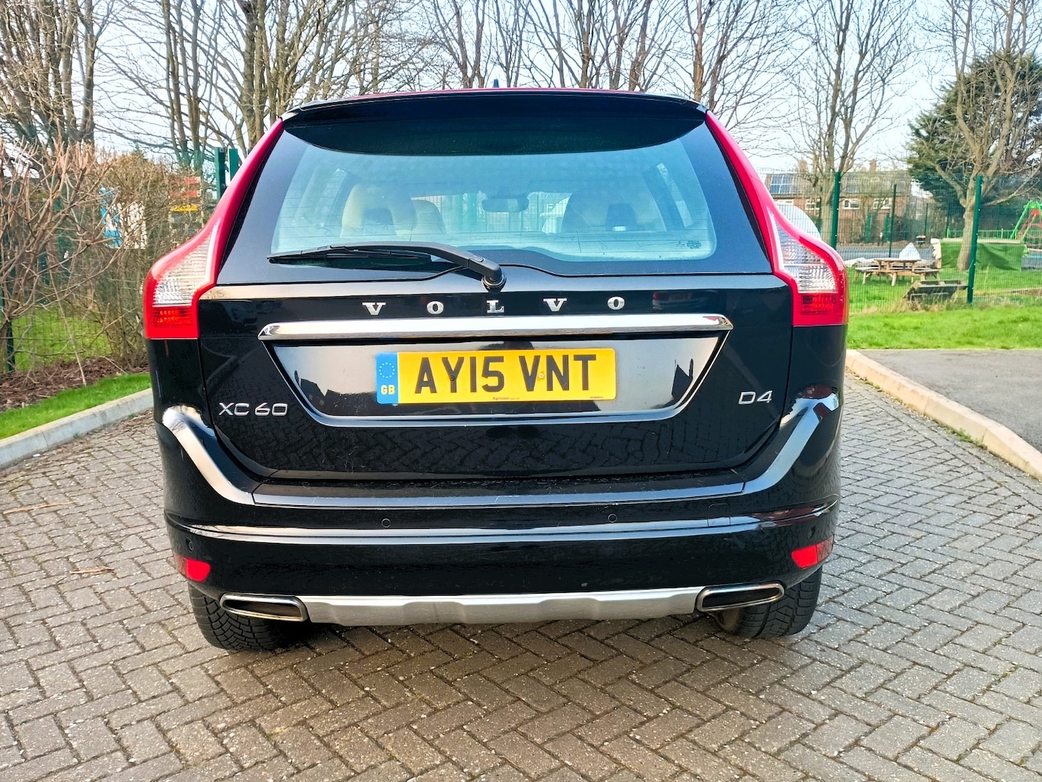 Used Volvo XC60 2015 for sale - 77766587: Photo 5