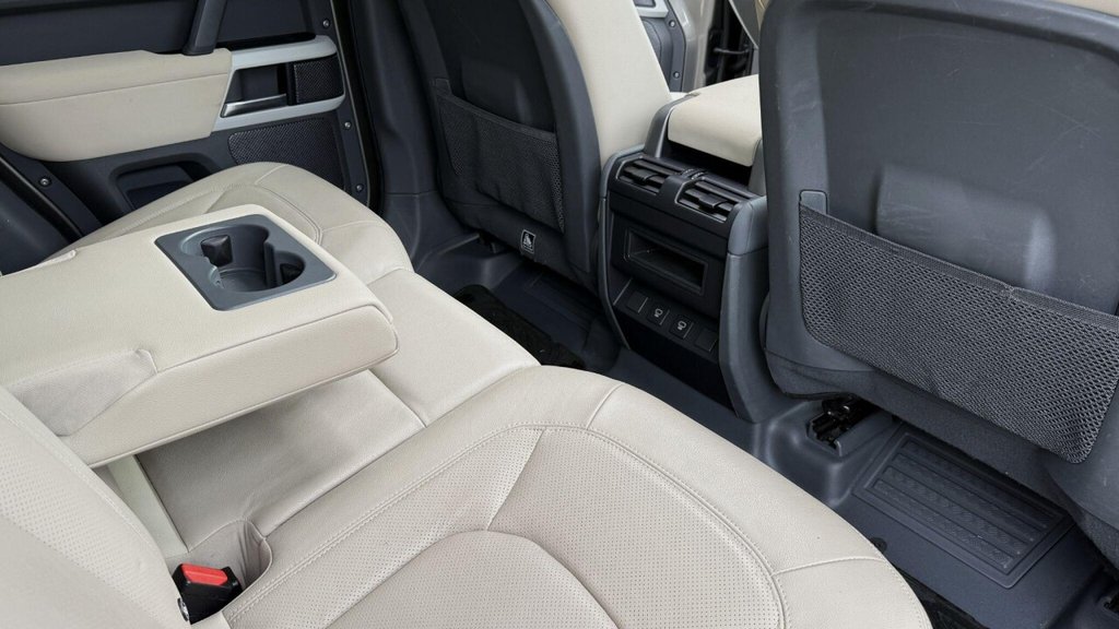 Used Land Rover Defender 2022 for sale - 78081144: Photo 15