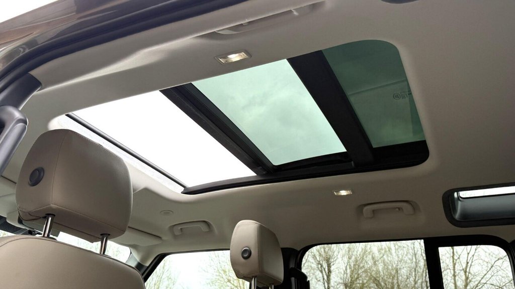 Used Land Rover Defender 2022 for sale - 78081144: Photo 16