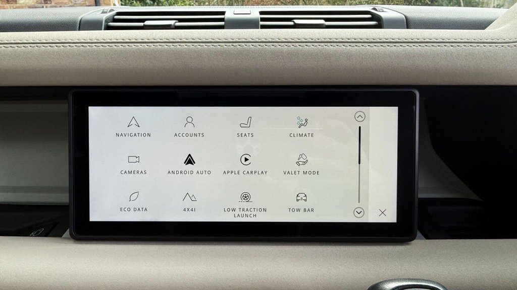 Used Land Rover Defender 2022 for sale - 78081144: Photo 31