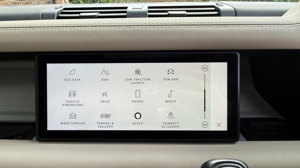 Used Land Rover Defender 2022 for sale - 78081144: Photo 32