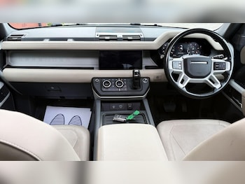Used Land Rover Defender 2022 for sale - 78081144: Photo