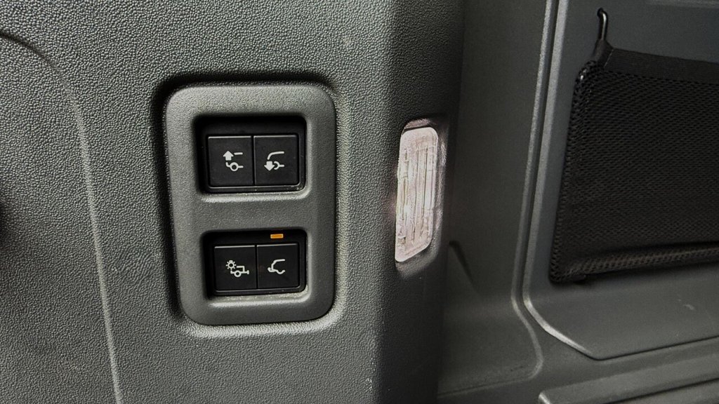 Used Land Rover Defender 2022 for sale - 78081144: Photo 43