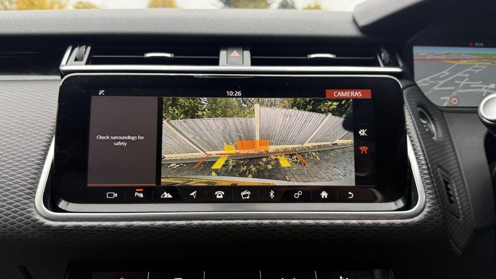 Used Land Rover Range Rover Velar 2017 for sale - 77282991: Photo 17