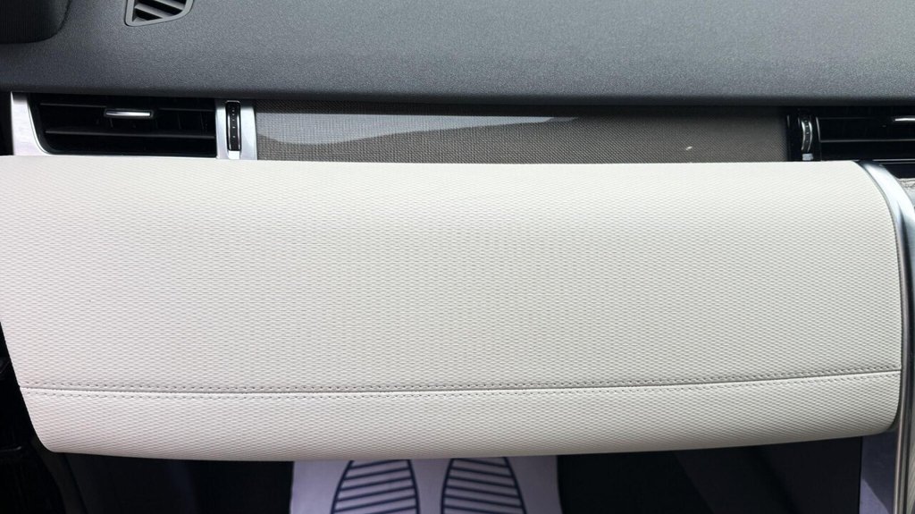 Used Land Rover Discovery Sport 2020 for sale - 77042559: Photo 24