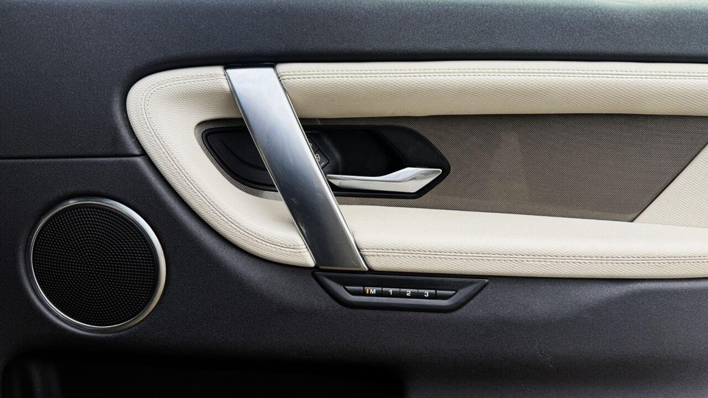 Used Land Rover Discovery Sport 2020 for sale - 77042559: Photo 27