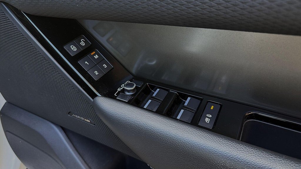 Used Land Rover Range Rover Velar 2018 for sale - 77283012: Photo 33