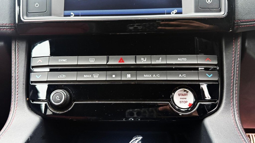 Used Jaguar F-Pace 2016 for sale - 77283017: Photo 25