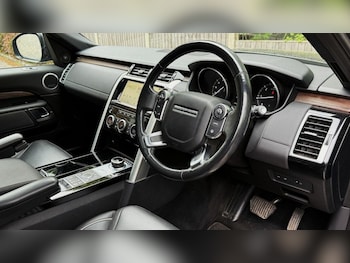 Used Land Rover Discovery 2017 for sale - 78672702: Photo