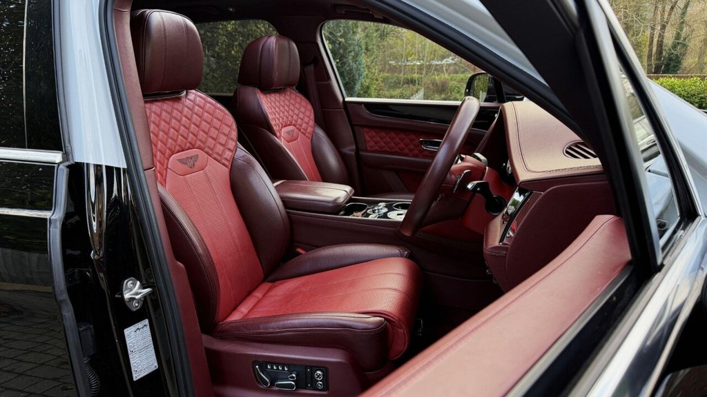 Used Bentley Bentayga 2021 for sale - 76717170: Photo 10