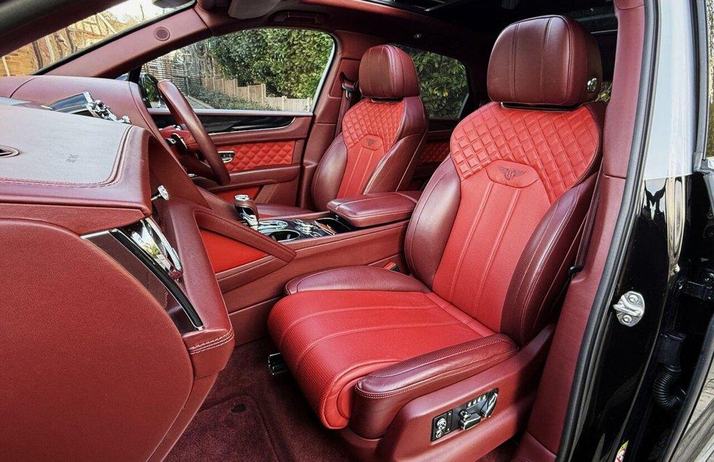 Used Bentley Bentayga 2021 for sale - 76717170: Photo 12