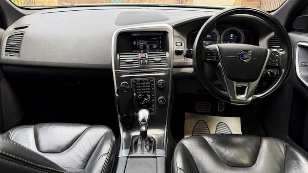 Used Volvo XC60 2012 for sale - 75616541: Photo 16