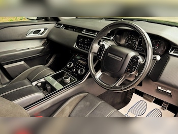 Used Land Rover Range Rover Velar 2018 for sale - 75616540: Photo