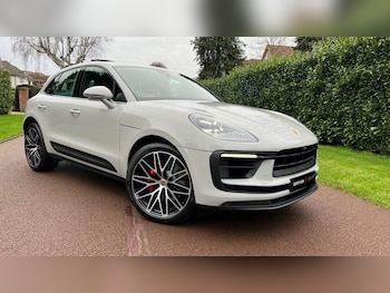 Used Porsche Macan 2023 for sale - 75616525: Photo