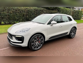 Used Porsche Macan 2023 for sale - 75616525: Photo