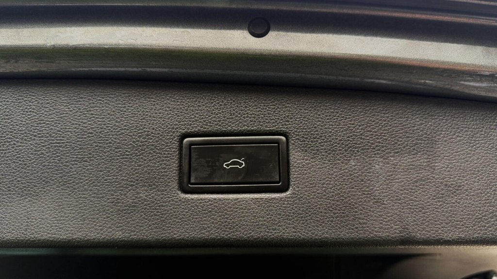 Used Volkswagen Tiguan 2020 for sale - 77283005: Photo 33