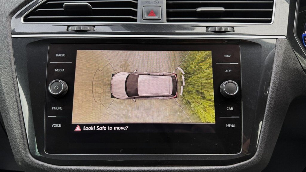 Used Volkswagen Tiguan 2020 for sale - 77283005: Photo 35