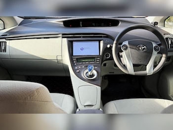 Used Toyota Prius 2010 for sale - 78081133: Photo