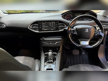 Used Peugeot 308 2018 for sale - 75616514: Photo