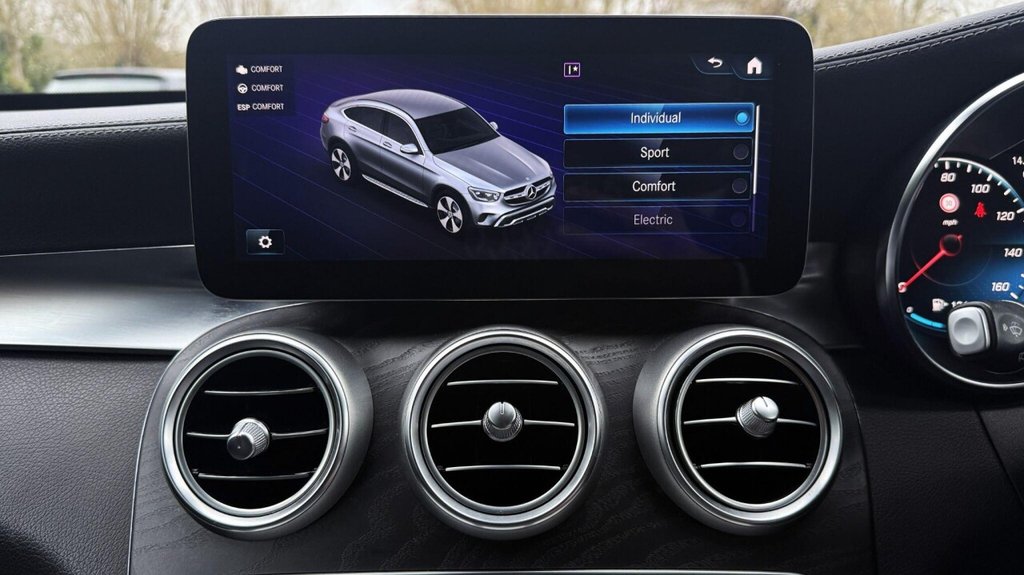 Used Mercedes-Benz GLC 2021 for sale - 76546894: Photo 17